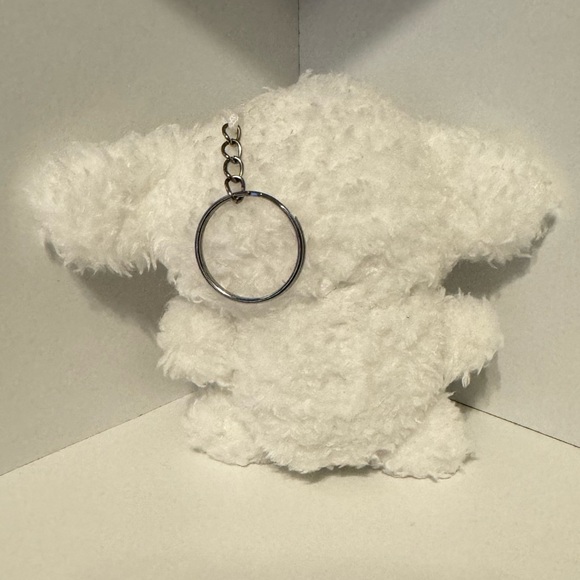 Fuzzy Cinnamoroll Plush Keychain - Picture 6 of 6